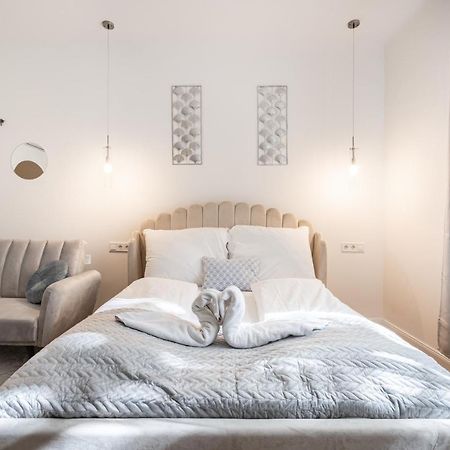 D71 - Central Cozy Suite, Best Location By Bqa Budapest Exterior photo