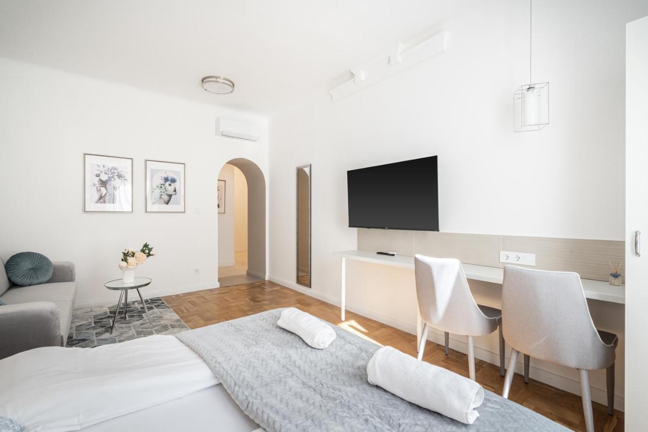 D71 - Central Cozy Suite, Best Location By Bqa Budapest Exterior photo